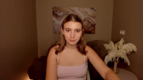 Snapshot of milinafox chatting on 09-09-25, 03:06 milinafox online show from 09-09-25, 03:06