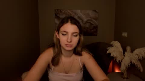 Snapshot of milinafox chatting on 10-01-25, 05:13 milinafox online show from 10-01-25, 05:13