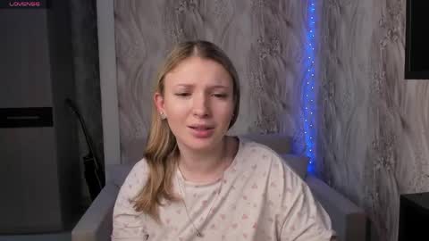 milinafox online show from 04-19-26, 05:29