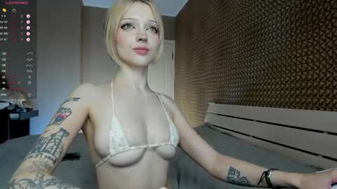 Snapshot of milinamarvelous chatting on 05-03-26, 05:13 Mila 3 aka Deepthroat World Champion online show from 05-03-26, 05:13