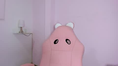 S O F I A online show from 11-22-25, 11:20