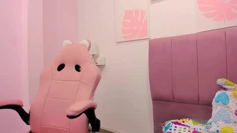 milk_zafira online show from 11-16-25, 01:55