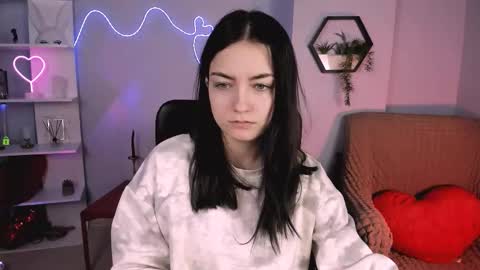 Mila online show from 02-04-26, 07:03