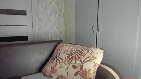 Isaac online show from 12-02-24, 05:37