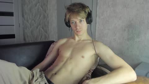 Isaac online show from 01-31-25, 06:02