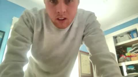 Snapshot of milkplease1234567 chatting on 12-14-25, 04:07 Milkplease online show from 12-14-25, 04:07