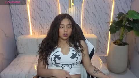 Snapshot of milky_tx chatting on 10-10-25, 03:05 Online 2200 to 600 online show from 10-10-25, 03:05