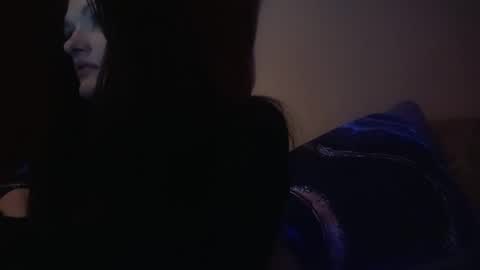 milkyemm online show from 11-17-25, 08:31