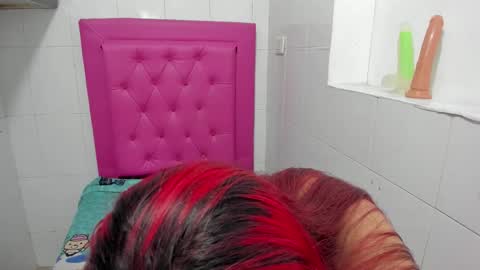 milkyway_18 online show from 12-19-25, 02:35