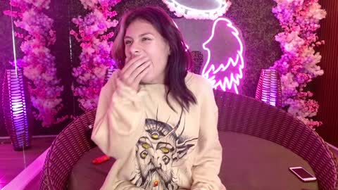 MILLA online show from 12-09-24, 04:15