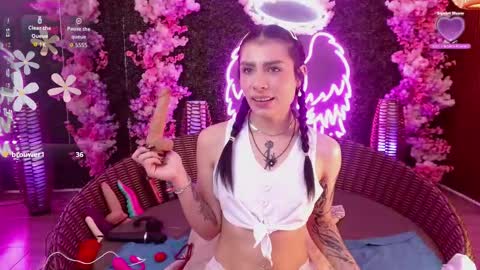 MILLA online show from 10-17-25, 01:46