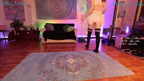Snapshot of milla_milla chatting on 01-31-25, 03:20 milla_milla online show from 01-31-25, 03:20