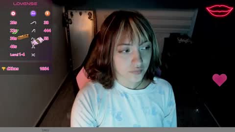 Snapshot of millandiux chatting on 03-12-25, 03:46 millandiux online show from 03-12-25, 03:46