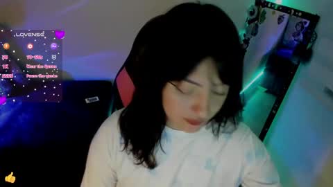 Snapshot of millandiux chatting on 05-06-26, 01:47 millandiux online show from 05-06-26, 01:47