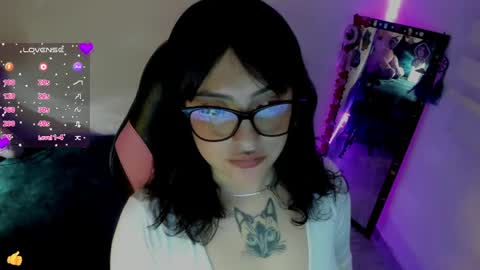 Snapshot of millandiux chatting on 05-07-26, 02:17 millandiux online show from 05-07-26, 02:17