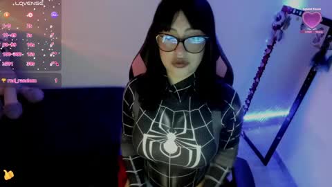 Snapshot of millandiux chatting on 06-06-26, 01:54 millandiux online show from 06-06-26, 01:54