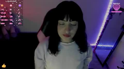 Snapshot of millandiux chatting on 06-13-26, 03:04 millandiux online show from 06-13-26, 03:04