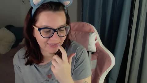 Milla online show from 03-05-26, 03:19