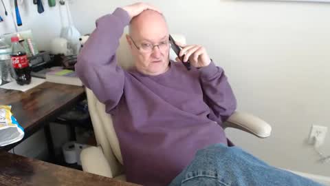 Snapshot of millenium0129 chatting on 02-21-25, 06:15 millenium0129 online show from 02-21-25, 06:15