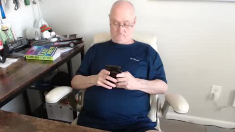 Snapshot of millenium0129 chatting on 03-12-25, 05:49 millenium0129 online show from 03-12-25, 05:49