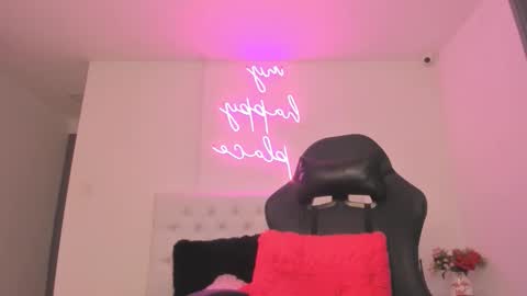 Snapshot of miller_silvana chatting on 11-30-25, 01:15 miller_silvana online show from 11-30-25, 01:15