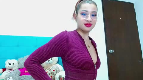 Snapshot of miller_sweet chatting on 02-03-25, 07:31 Aleja online show from 02-03-25, 07:31