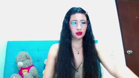Snapshot of miller_sweet chatting on 02-18-25, 07:52 Aleja online show from 02-18-25, 07:52