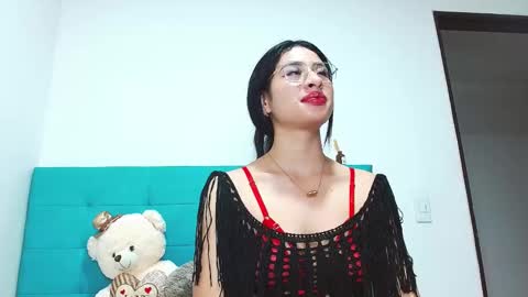 Snapshot of miller_sweet chatting on 02-24-25, 08:36 Aleja online show from 02-24-25, 08:36