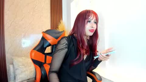 Snapshot of miller_sweet chatting on 11-06-25, 09:15 Aleja online show from 11-06-25, 09:15