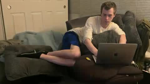 Snapshot of millerjdm chatting on 12-12-24, 01:53 SlimnHungOH online show from 12-12-24, 01:53