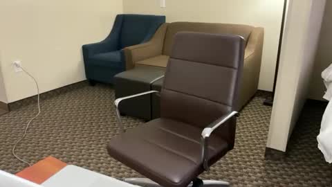 Snapshot of millerjdm chatting on 12-12-24, 09:26 SlimnHungOH online show from 12-12-24, 09:26