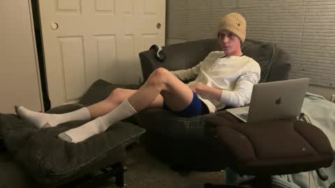 Snapshot of millerjdm chatting on 12-26-24, 04:04 SlimnHungOH online show from 12-26-24, 04:04