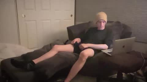 Snapshot of millerjdm chatting on 01-17-25, 06:44 SlimnHungOH online show from 01-17-25, 06:44