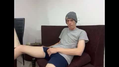 Snapshot of millerjdm chatting on 09-20-25, 05:58 SlimnHungOH online show from 09-20-25, 05:58