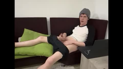 Snapshot of millerjdm chatting on 11-10-25, 11:15 SlimnHungOH online show from 11-10-25, 11:15