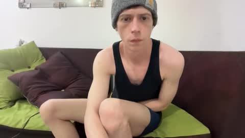 Snapshot of millerjdm chatting on 11-20-25, 06:40 SlimnHungOH online show from 11-20-25, 06:40