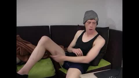 Snapshot of millerjdm chatting on 11-21-25, 11:03 SlimnHungOH online show from 11-21-25, 11:03