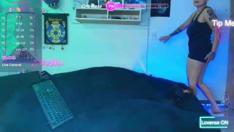 Snapshot of milley_rose chatting on 01-13-26, 02:11 Im girl my name is Johana online show from 01-13-26, 02:11