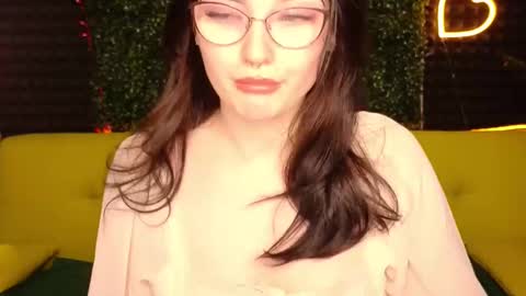 Millie online show from 03-09-25, 11:25