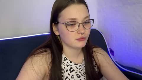 Millie online show from 09-22-25, 08:27