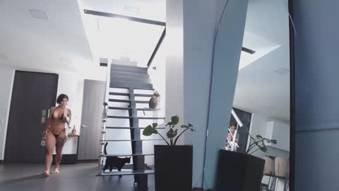 Snapshot of milliejhonson chatting on 01-11-25, 09:15 Mila online show from 01-11-25, 09:15