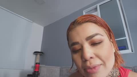 Snapshot of milliejhonson chatting on 02-18-25, 08:25 Mila online show from 02-18-25, 08:25