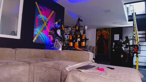 Snapshot of milliejhonson chatting on 10-16-25, 12:39 Mila online show from 10-16-25, 12:39