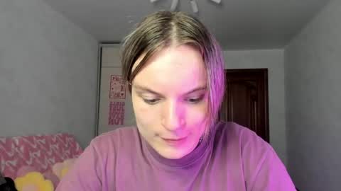 Snapshot of millikira006 chatting on 05-23-26, 04:39 mili-kira online show from 05-23-26, 04:39