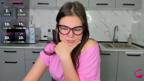 Snapshot of milly_brown_ chatting on 06-02-26, 06:43 Welcome My name is Tina online show from 06-02-26, 06:43