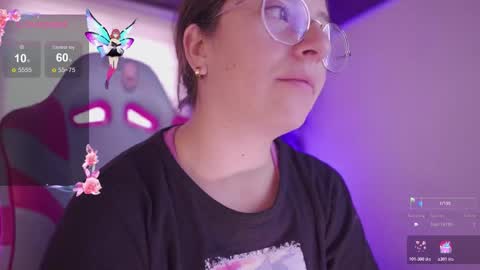 Snapshot of milly_kenner chatting on 11-14-25, 06:39 MILLY online show from 11-14-25, 06:39