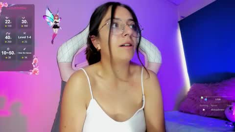 Snapshot of milly_kenner chatting on 11-18-25, 08:24 MILLY online show from 11-18-25, 08:24