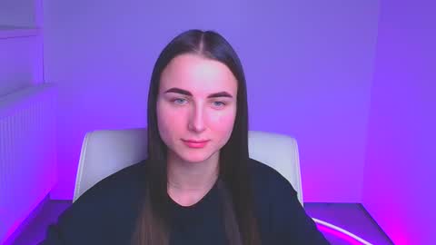 Milly online show from 12-19-24, 03:41