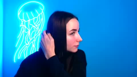 Milly online show from 12-20-24, 07:12