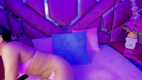 Milly Print online show from 09-20-25, 03:18